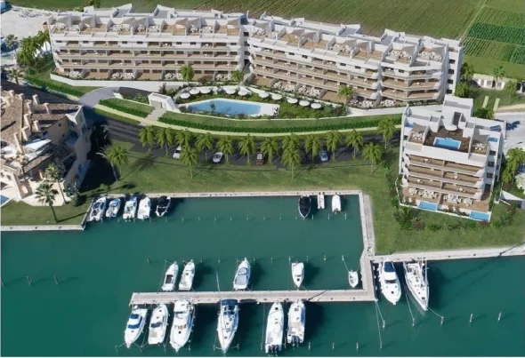 Costa del Sol Apartments