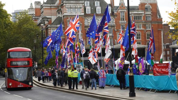Brexit-Driving-Wealthy-Brits-Back-Towards-Europe