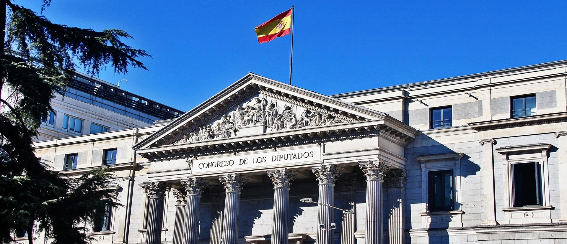 Last Chance: Spain Golden Visa Closing 2025