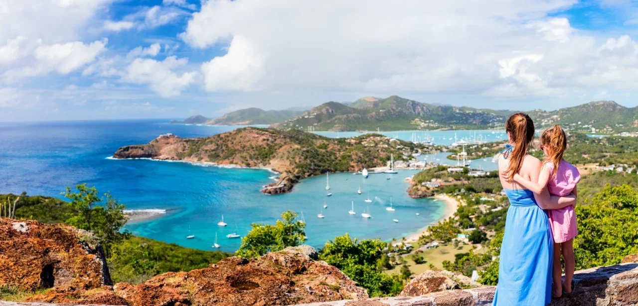 Living in Antigua. Ultimate Guide