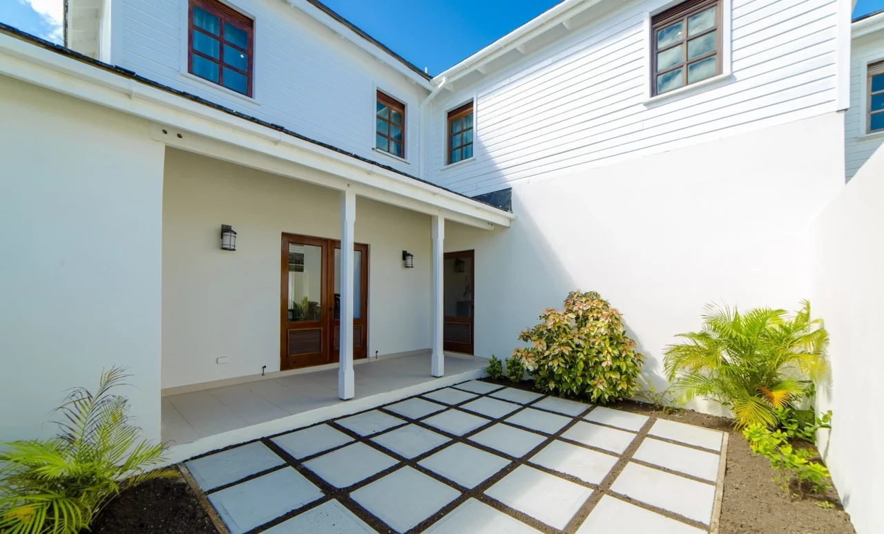 nsb townhouse antigua